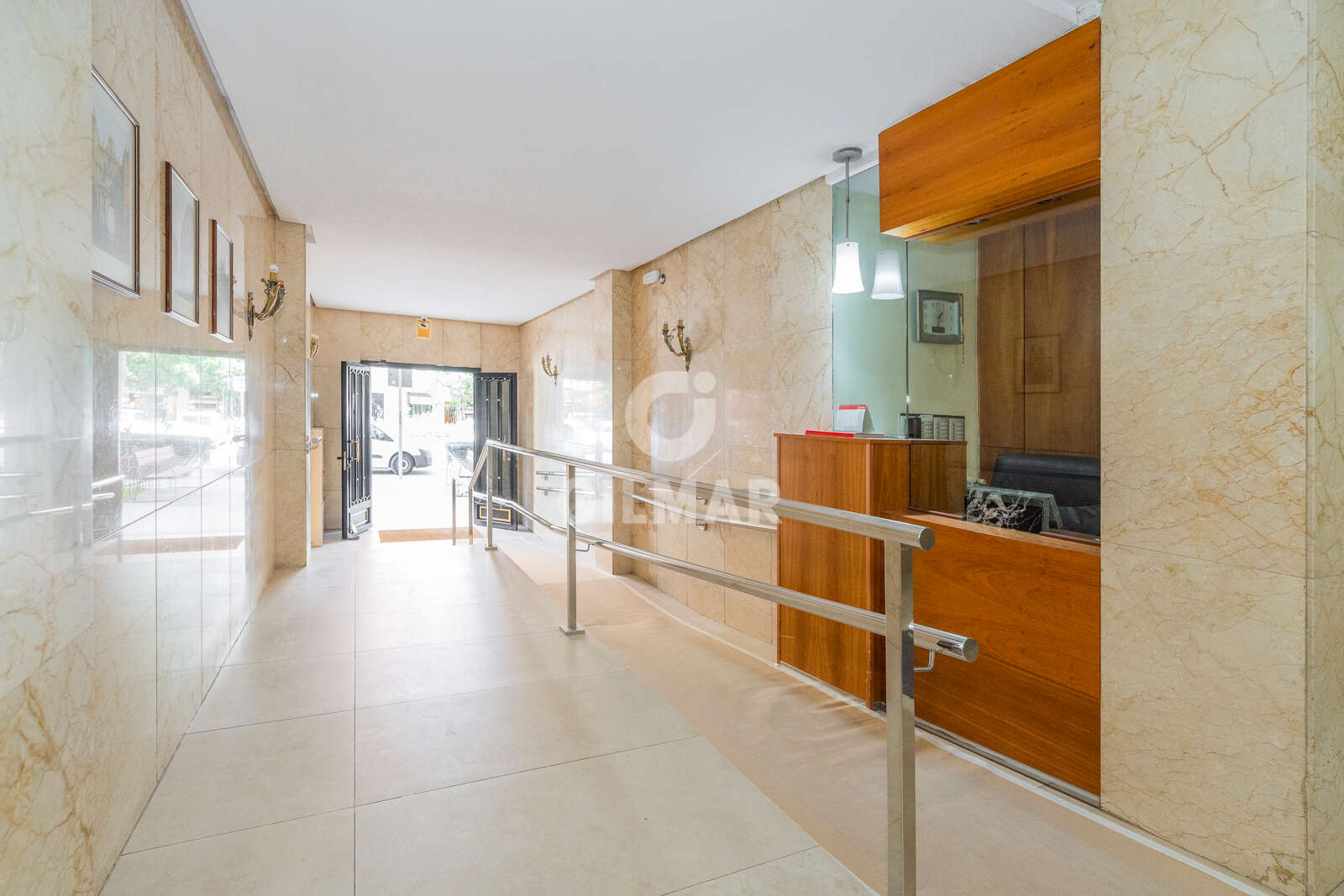 Property slider Gilmar