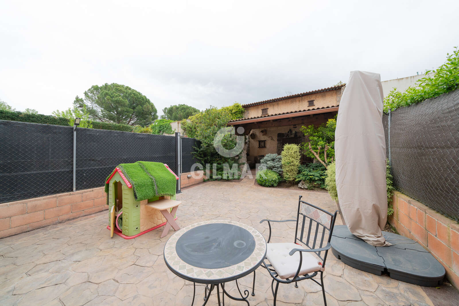 Property slider Gilmar