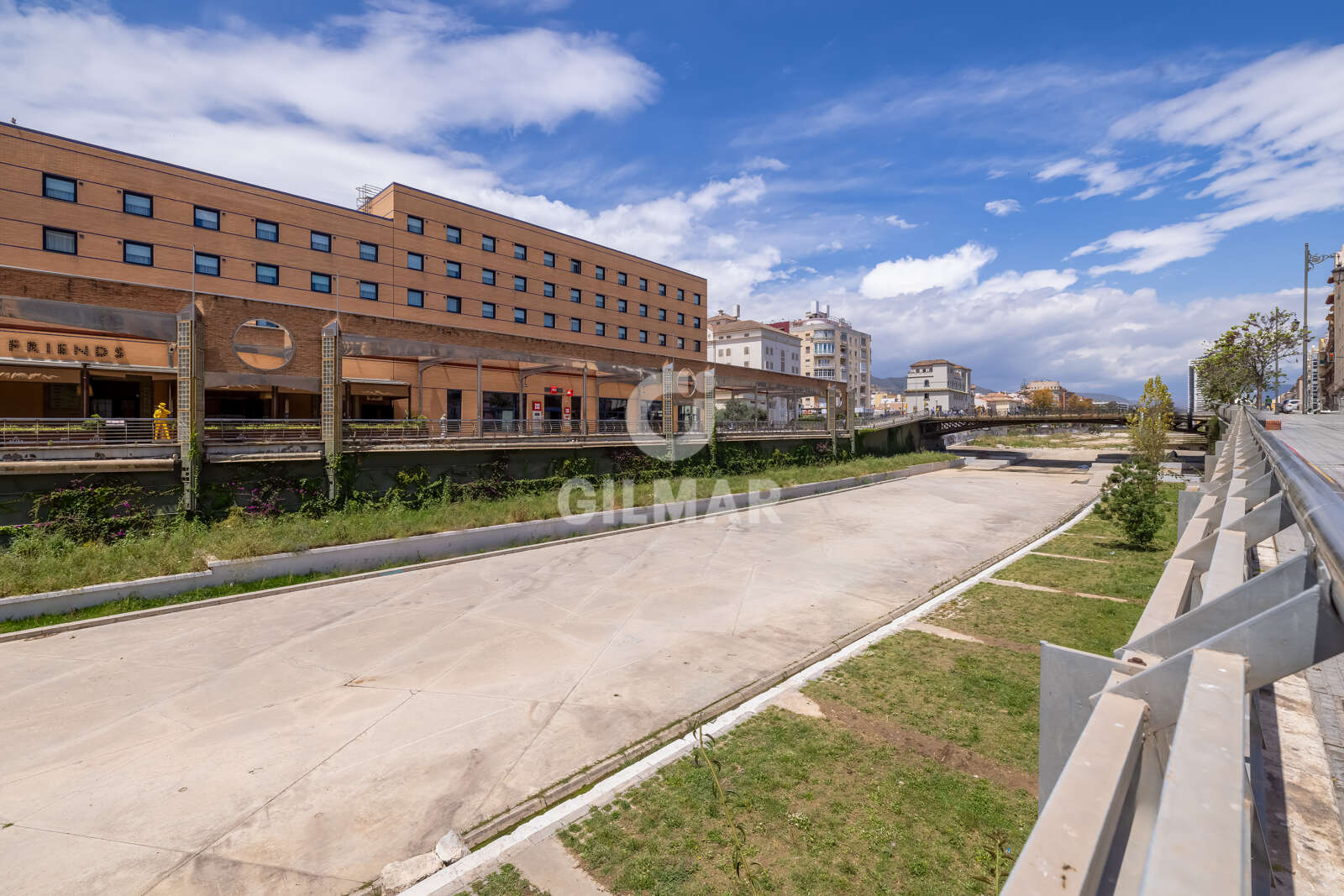 Property slider Gilmar