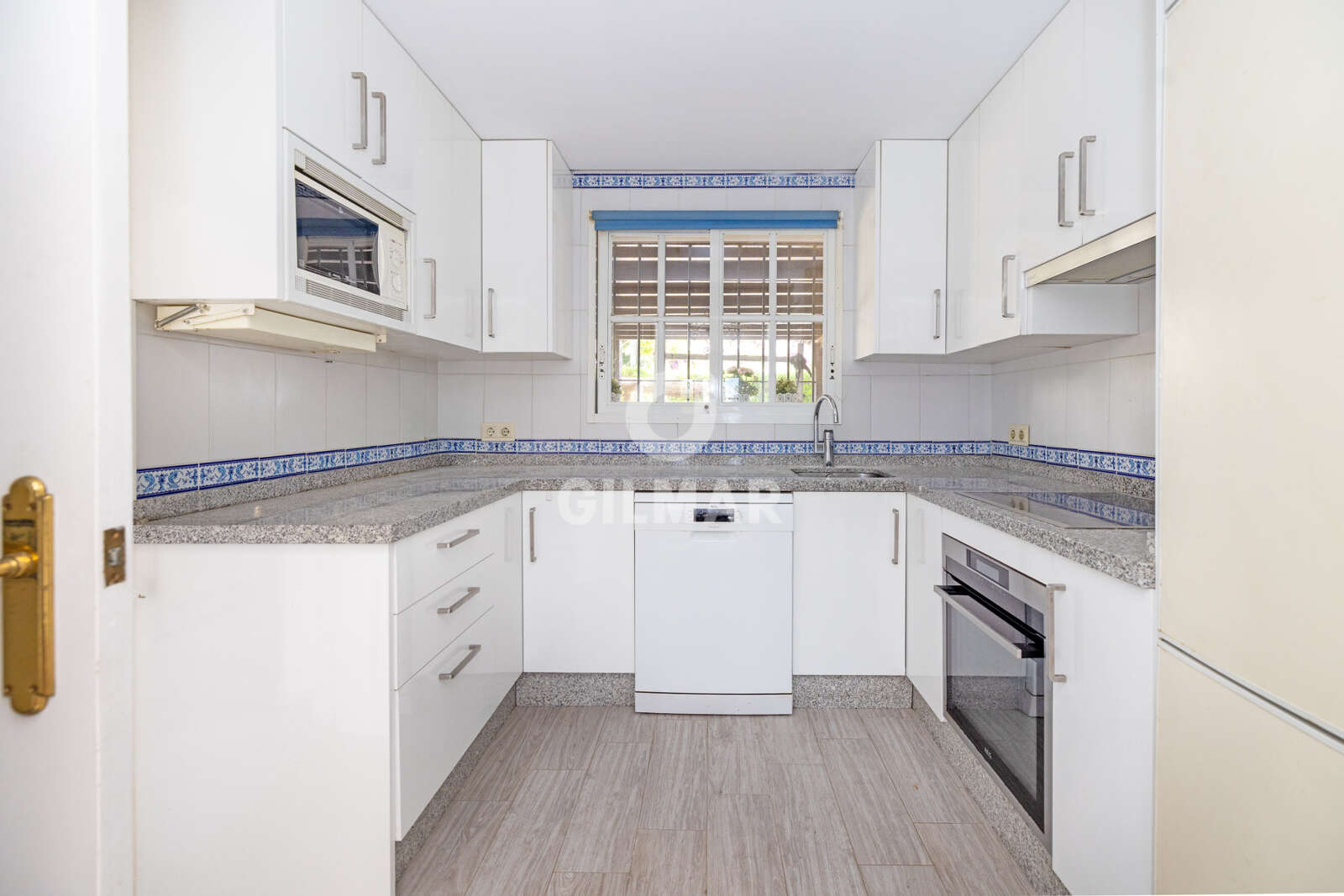Property slider Gilmar