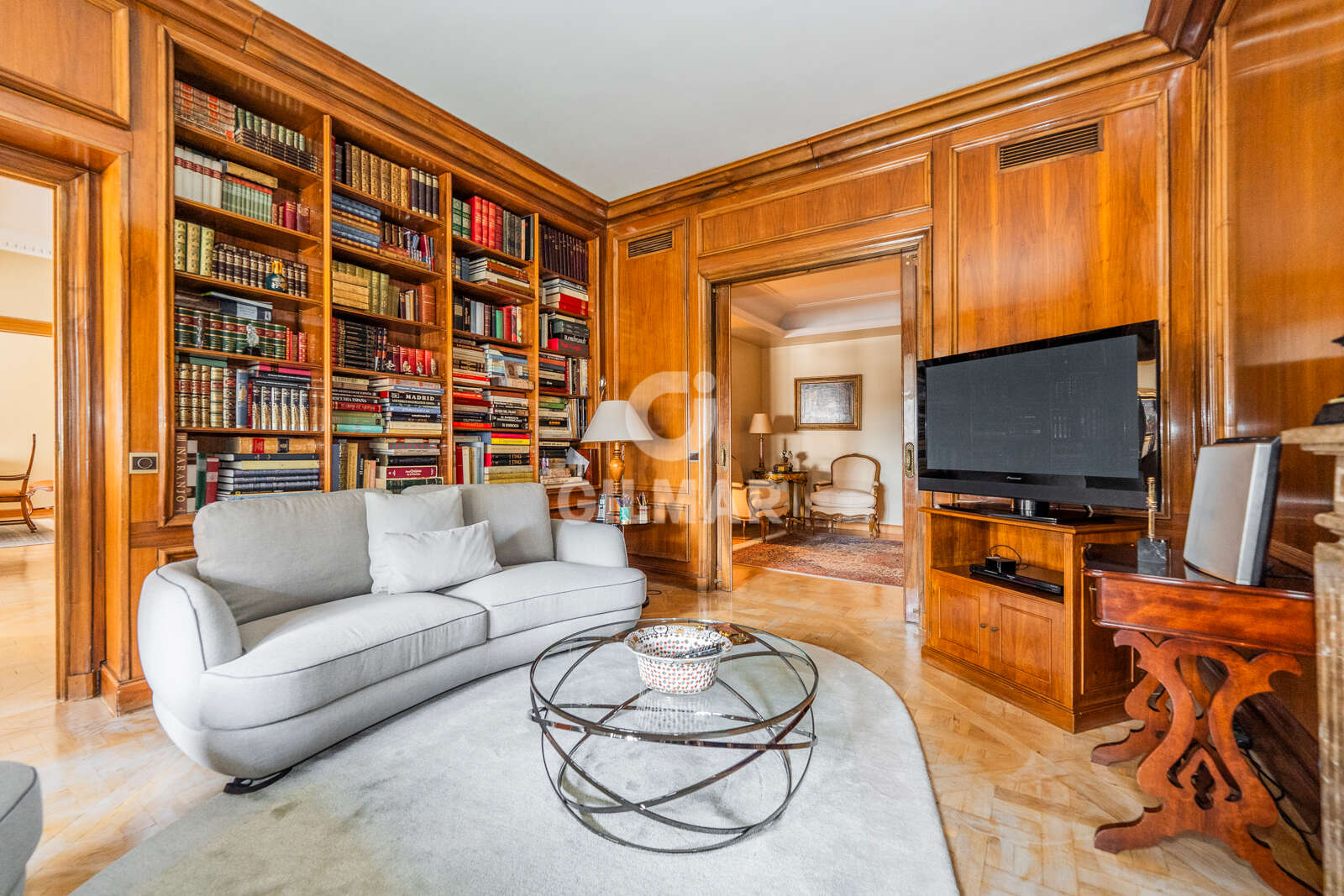 Property slider Gilmar