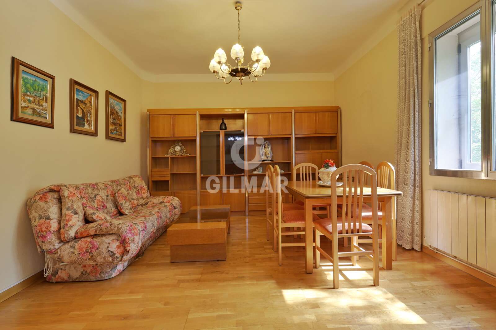Property slider Gilmar