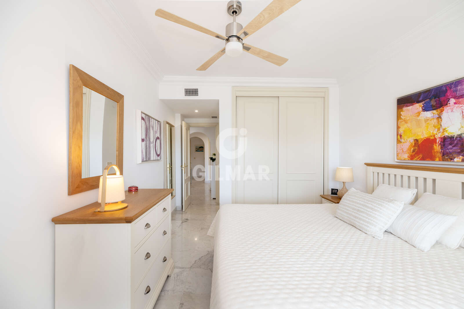Property slider Gilmar