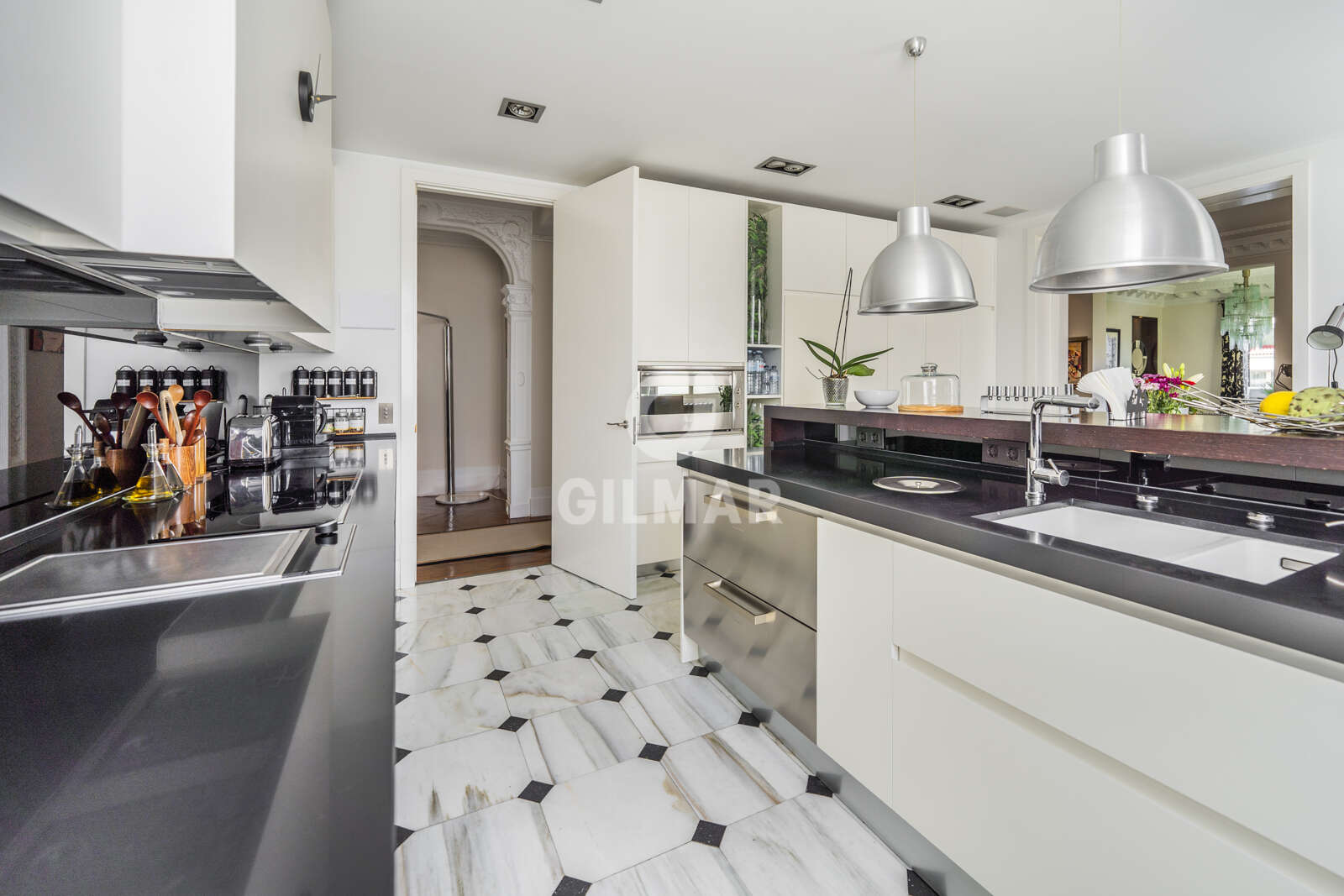 Property slider Gilmar