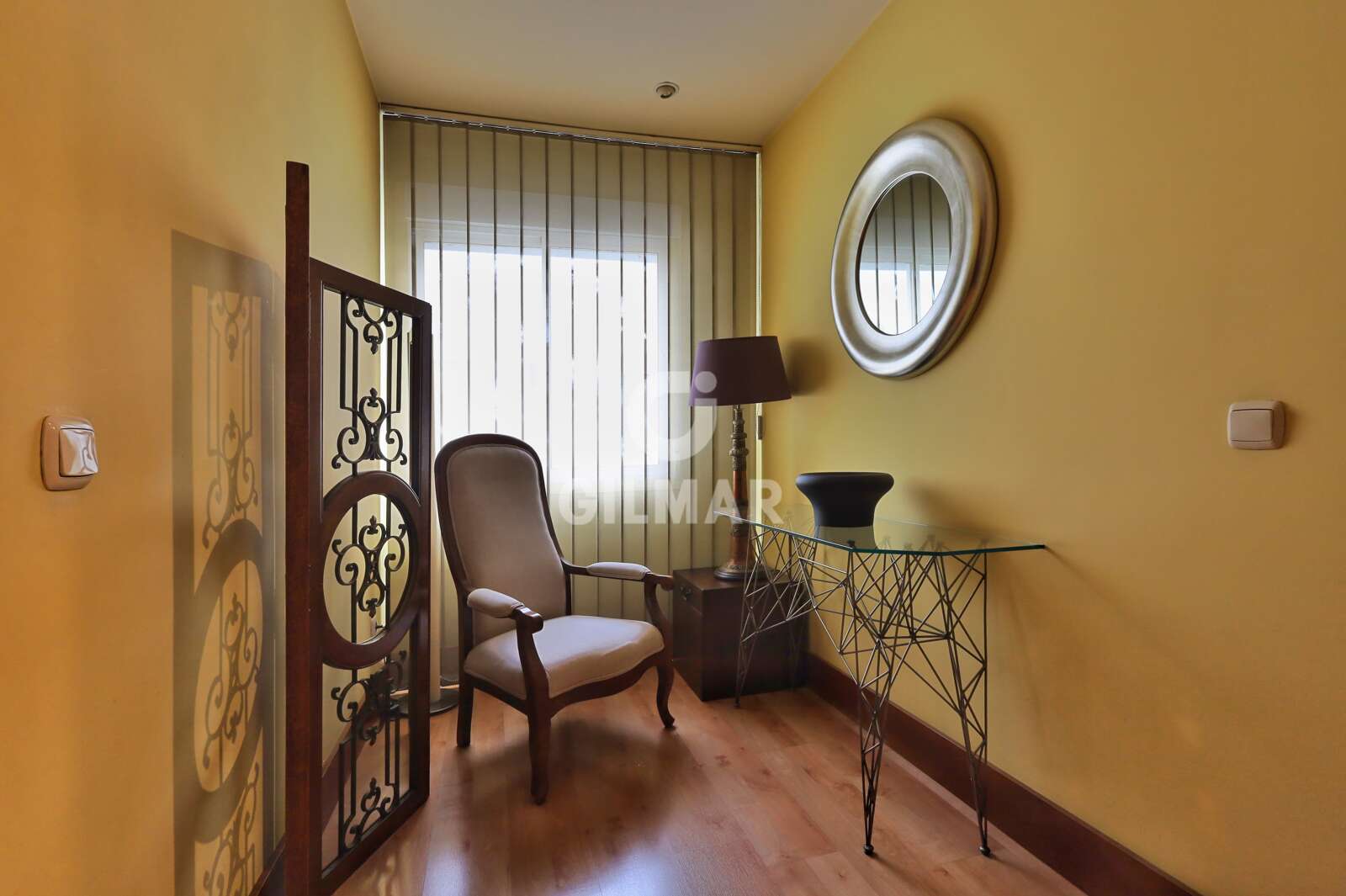 Property slider Gilmar