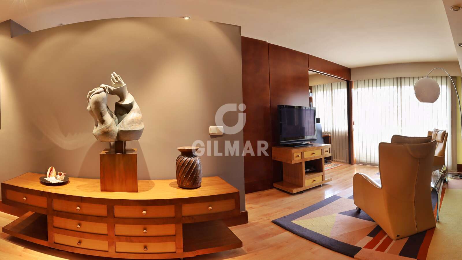 Property slider Gilmar
