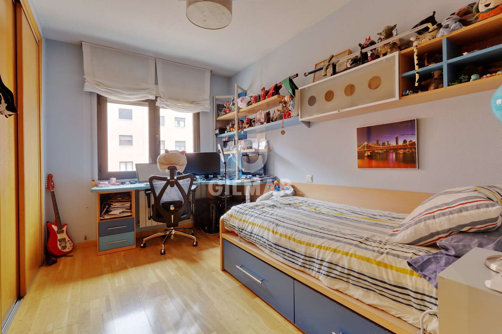 Property slider Gilmar
