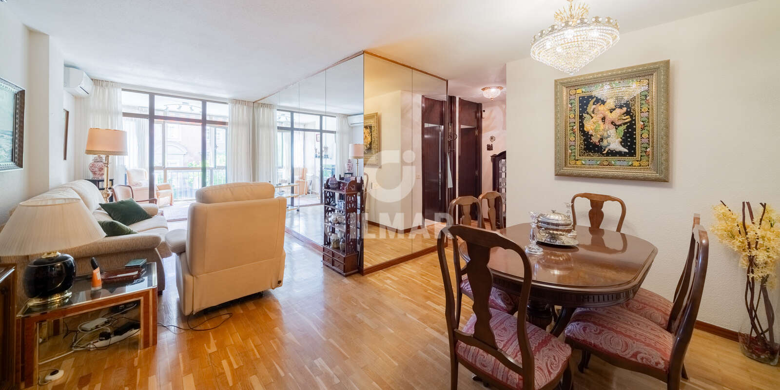 Property slider Gilmar