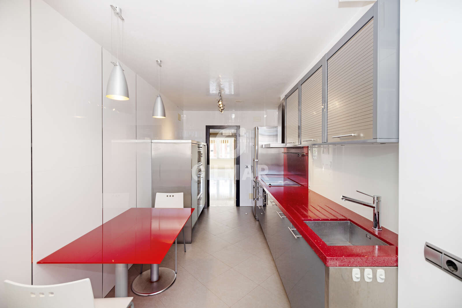 Property slider Gilmar