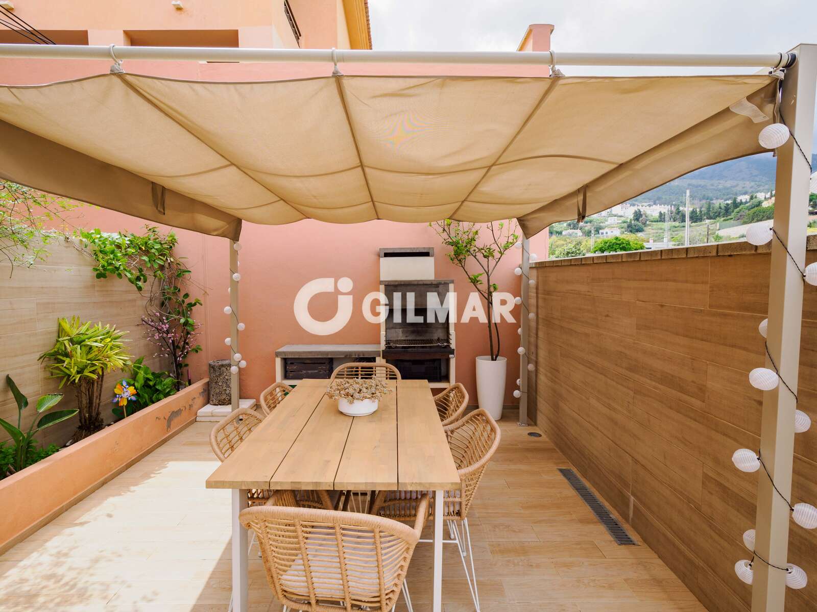 Property slider Gilmar