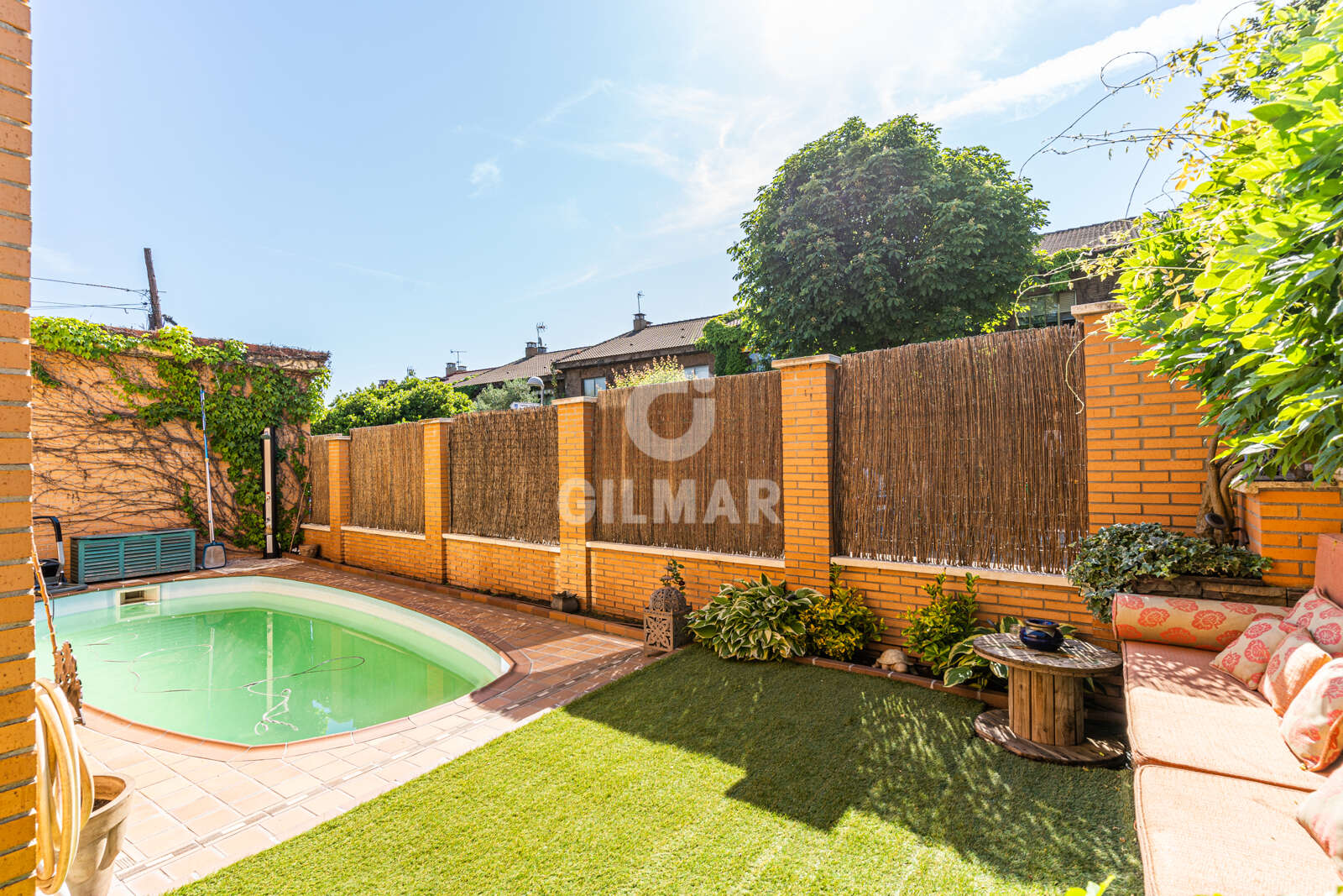 Property slider Gilmar