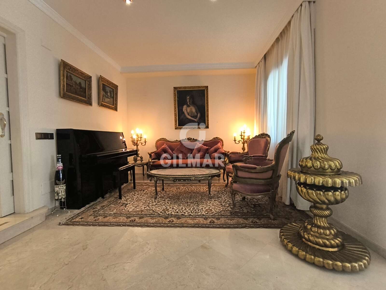 Property slider Gilmar