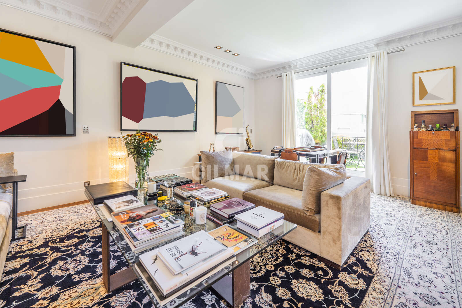 Property slider Gilmar