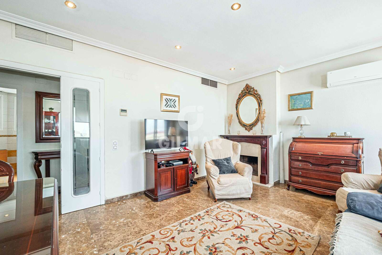 Property slider Gilmar