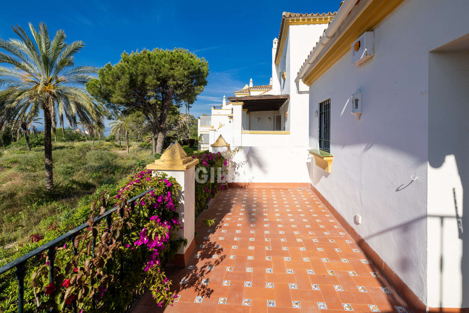 Property slider Gilmar