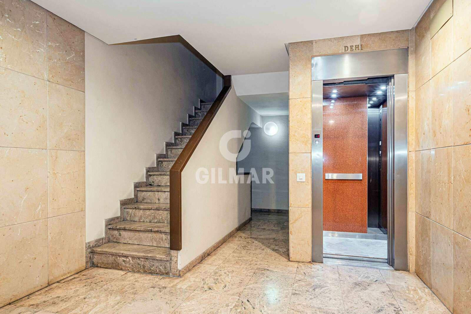 Property slider Gilmar