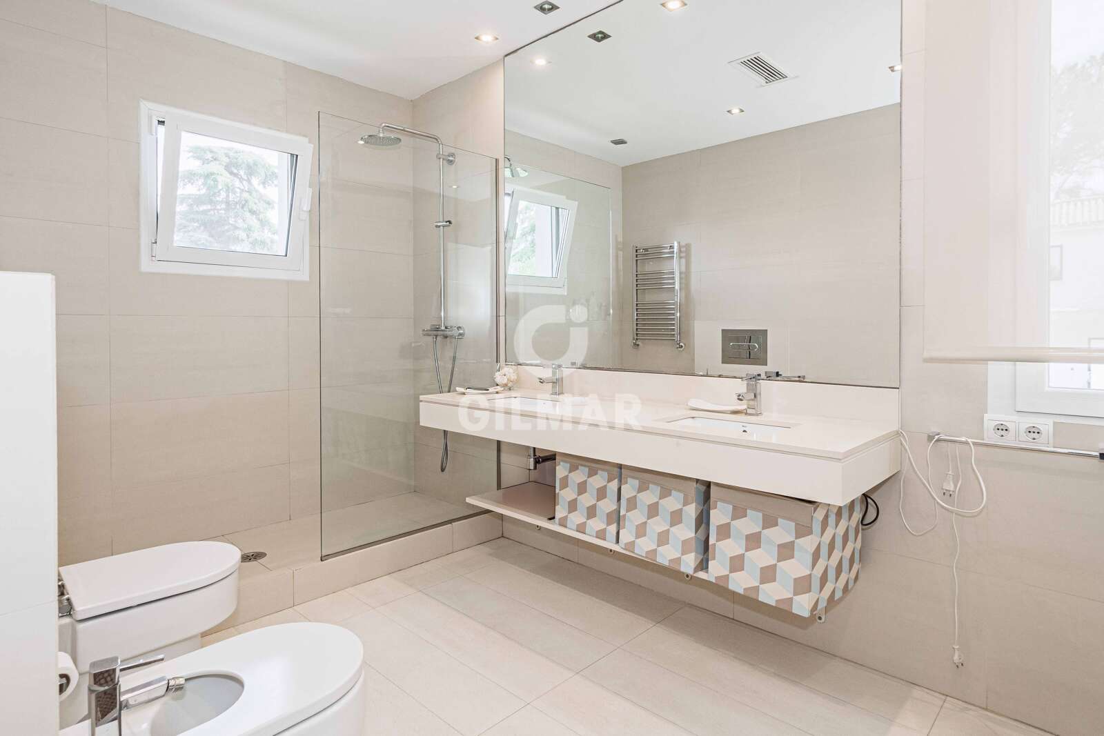 Property slider Gilmar