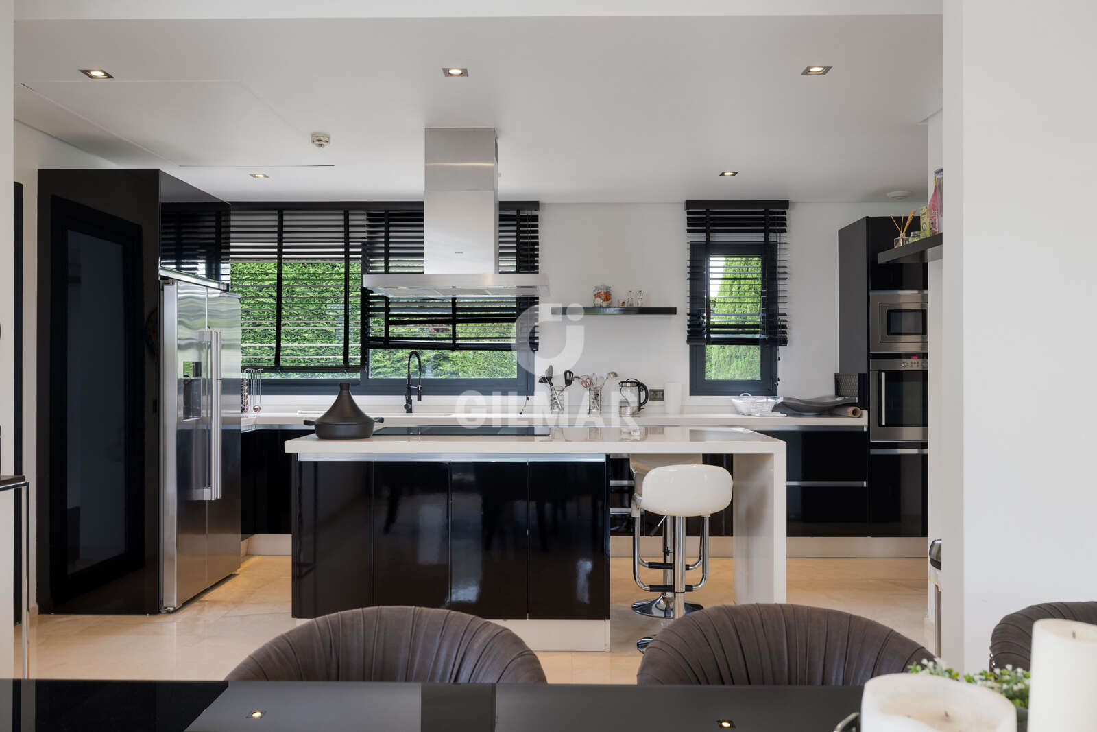 Property slider Gilmar