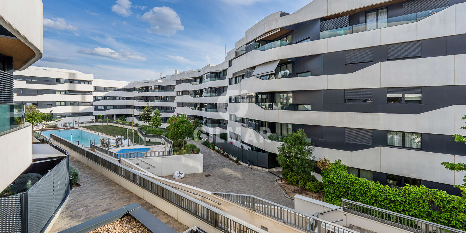 Property slider Gilmar