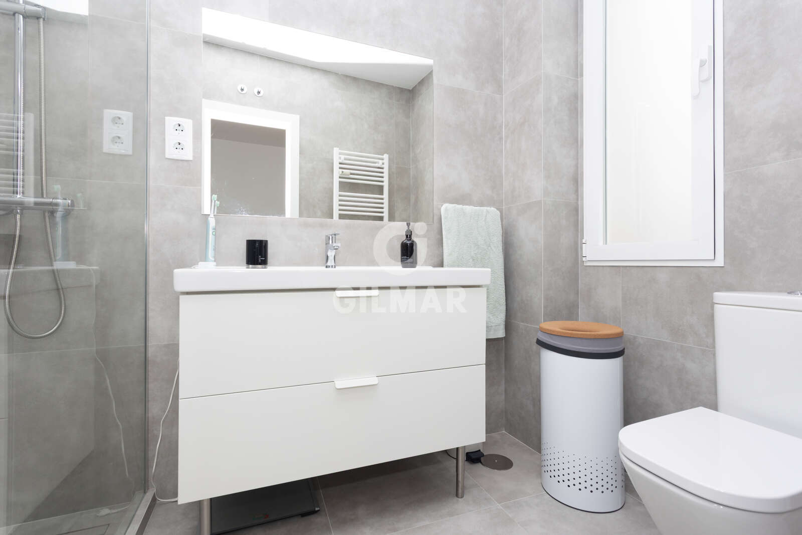 Property slider Gilmar