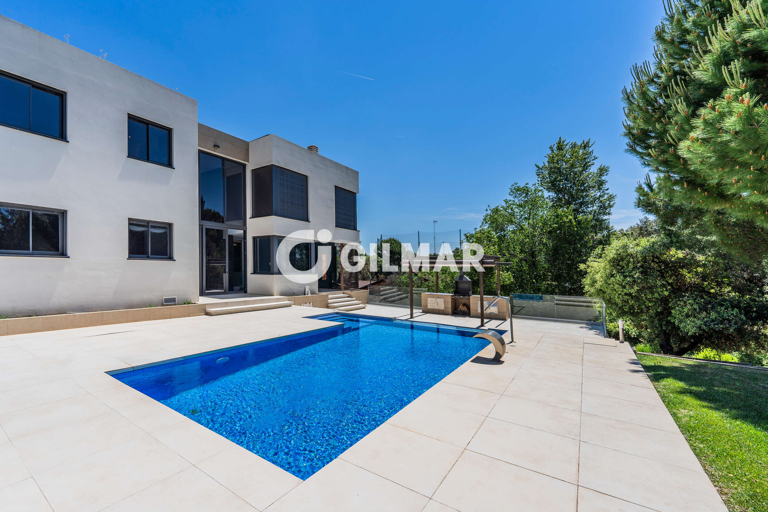 properties images