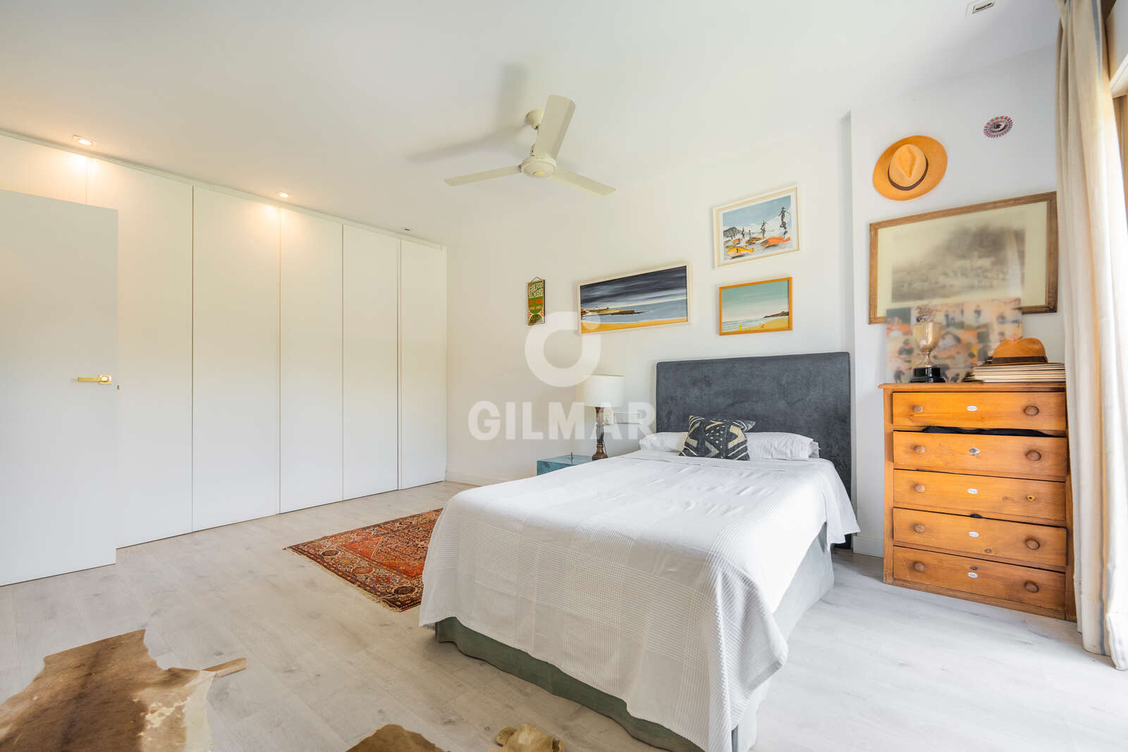 Property slider Gilmar