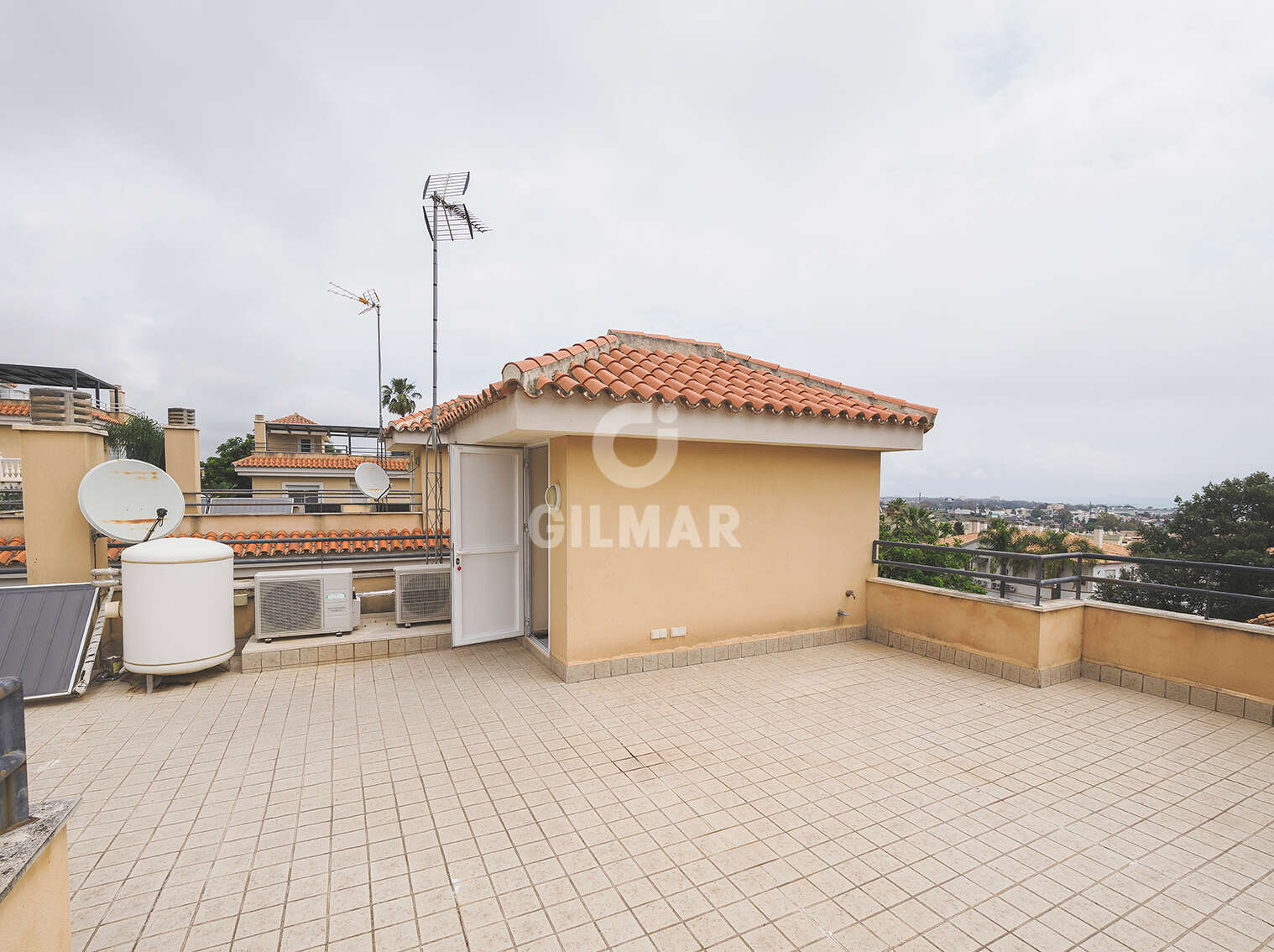 Property slider Gilmar