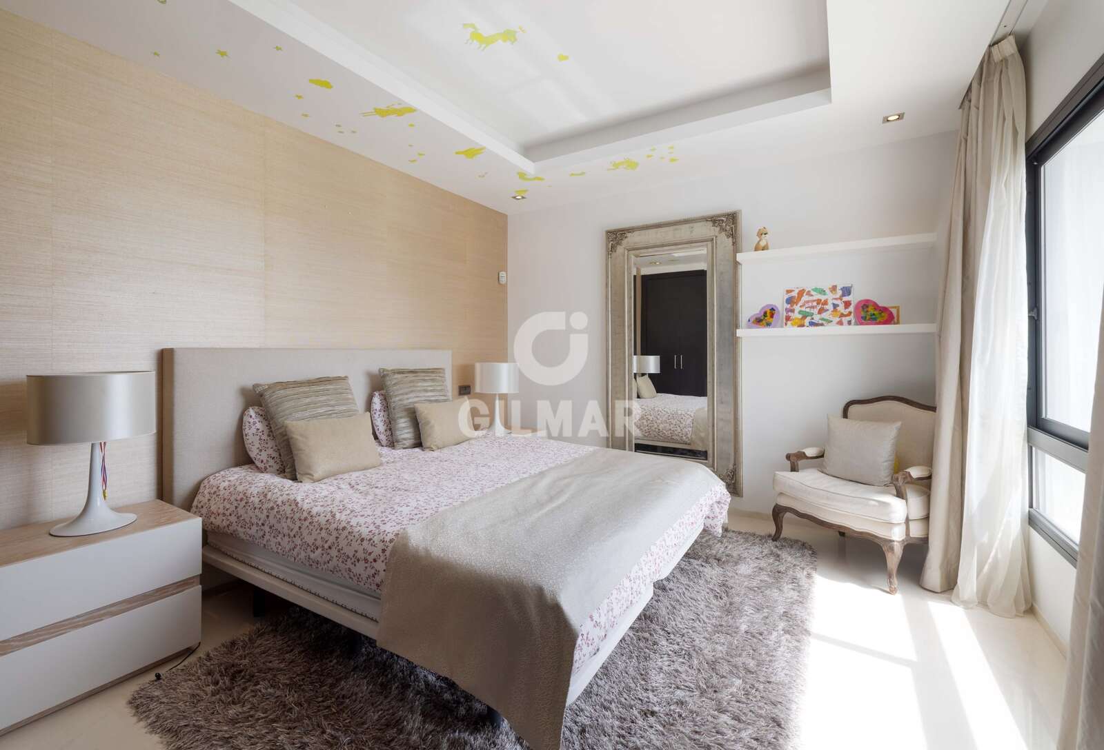 Property slider Gilmar