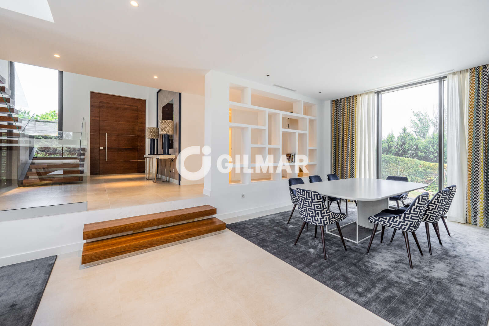 Property slider Gilmar