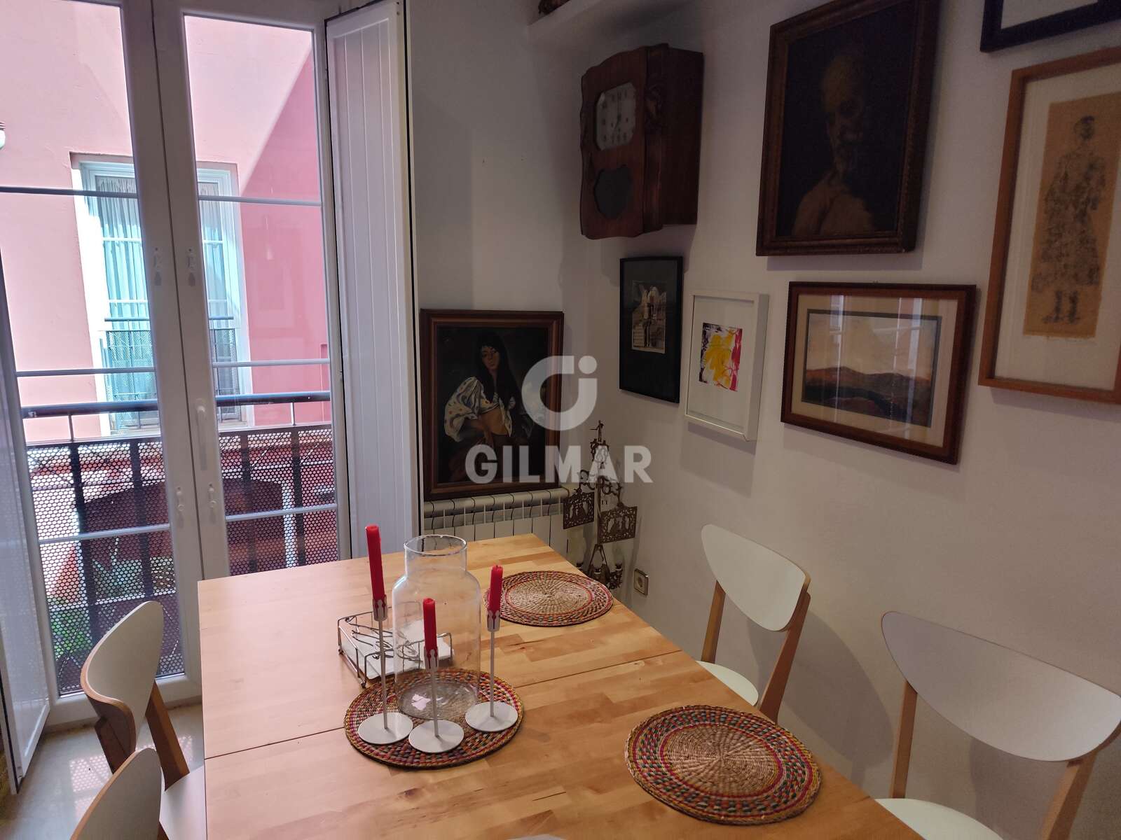 Property slider Gilmar