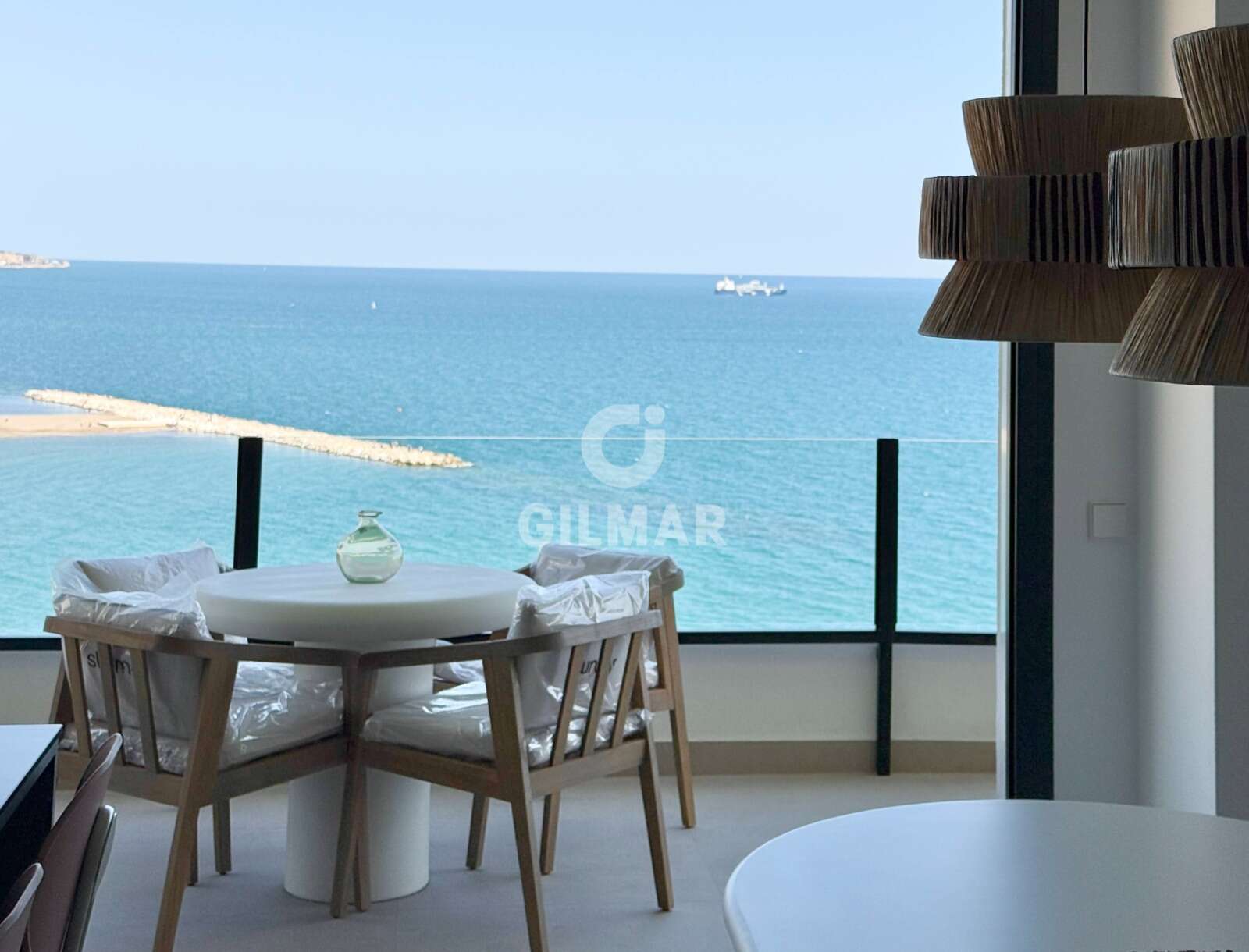 Property slider Gilmar
