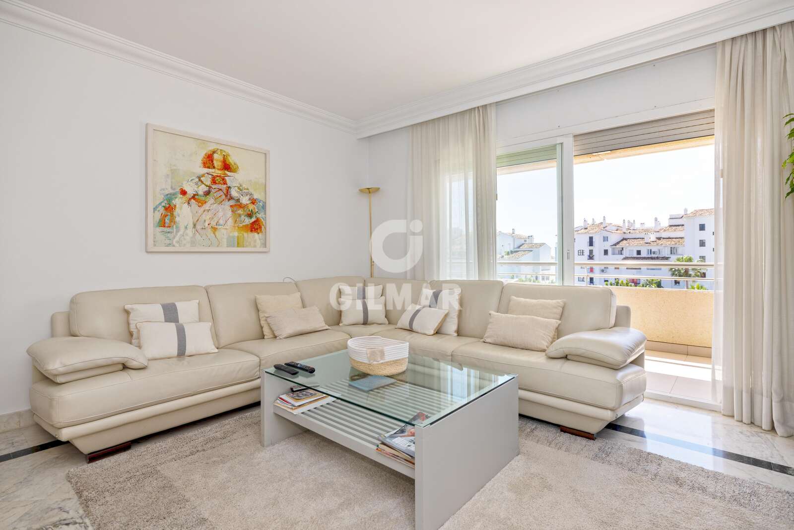 Property slider Gilmar