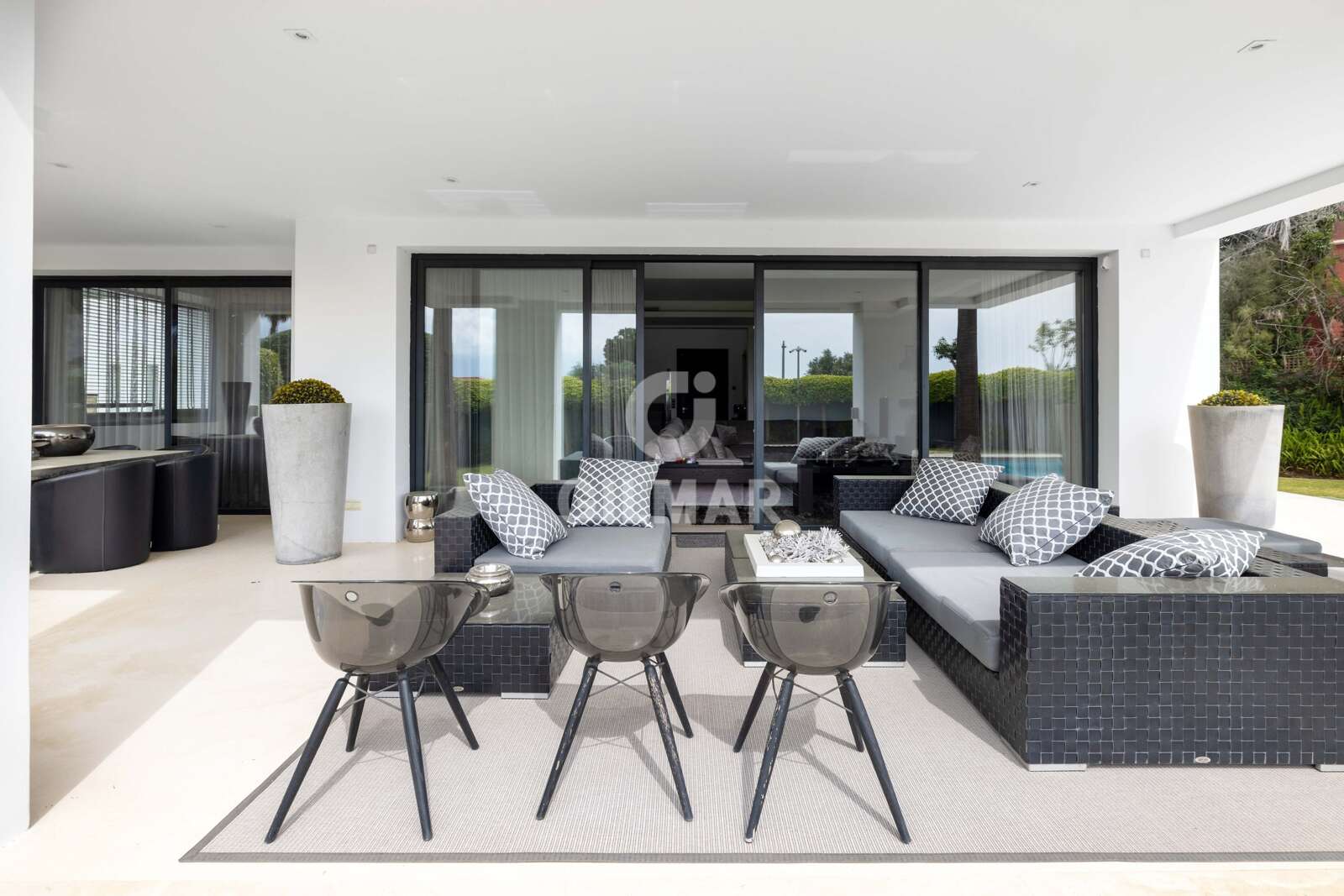 Property slider Gilmar