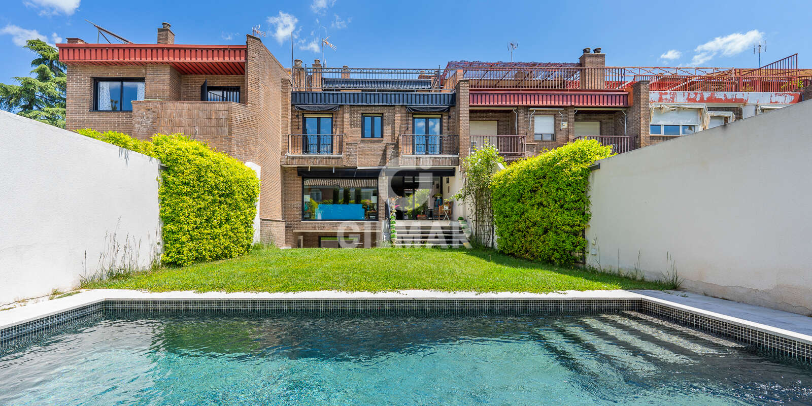 Property slider Gilmar