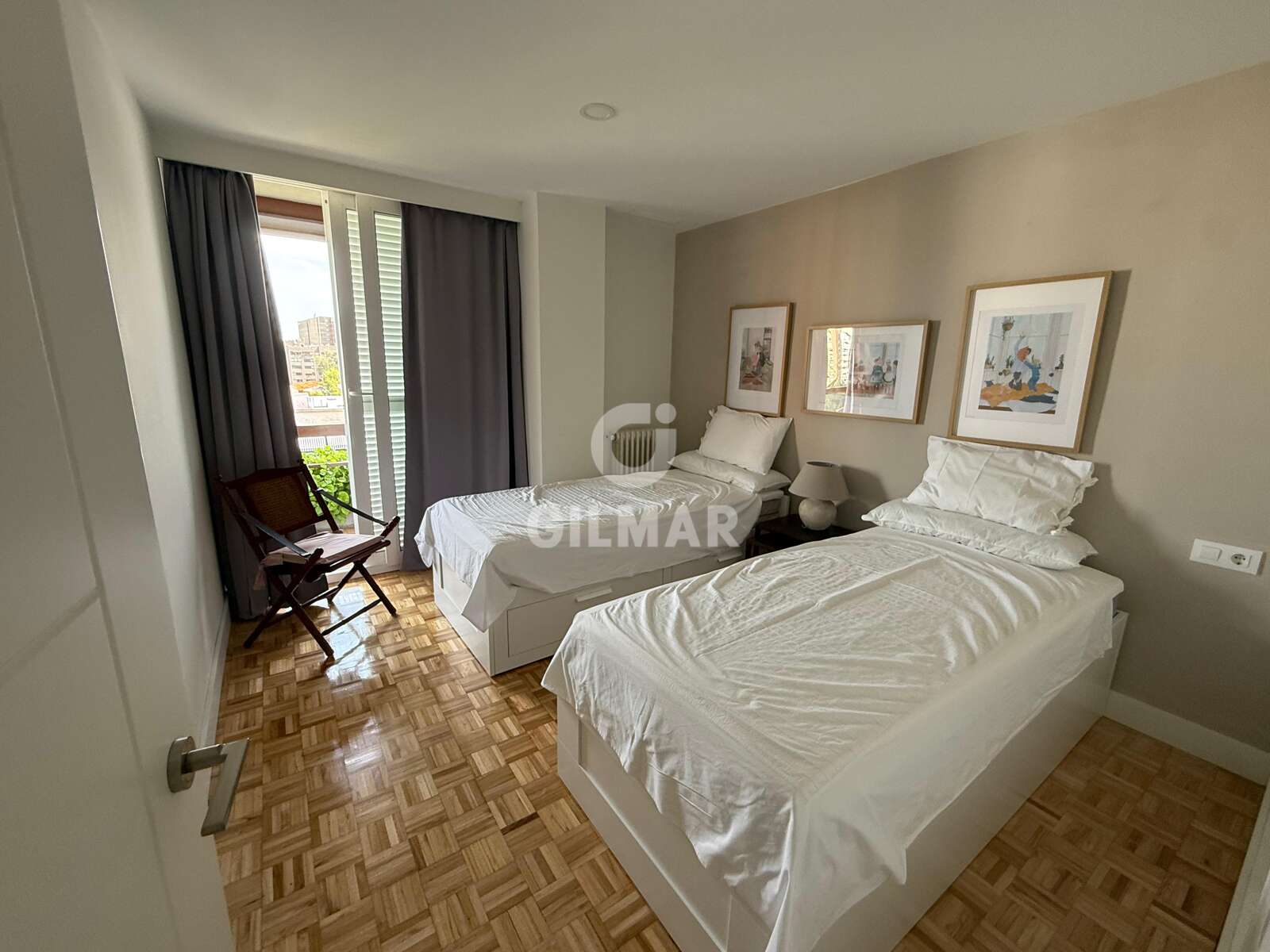 Property slider Gilmar