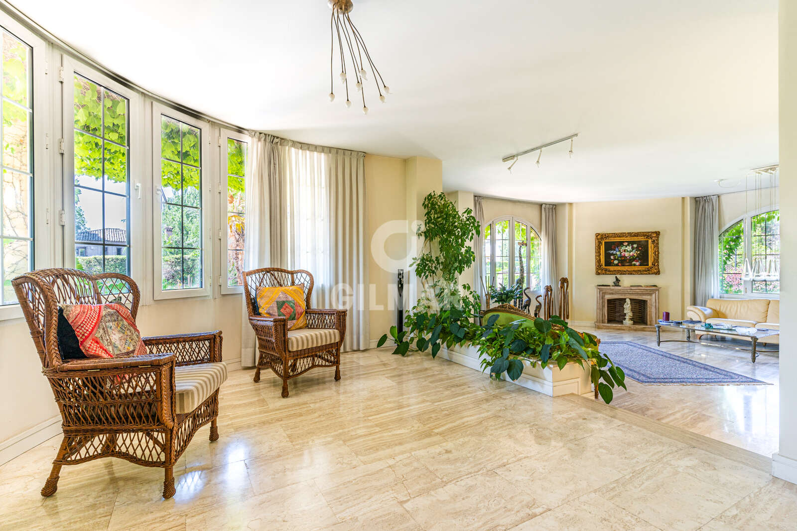 Property slider Gilmar