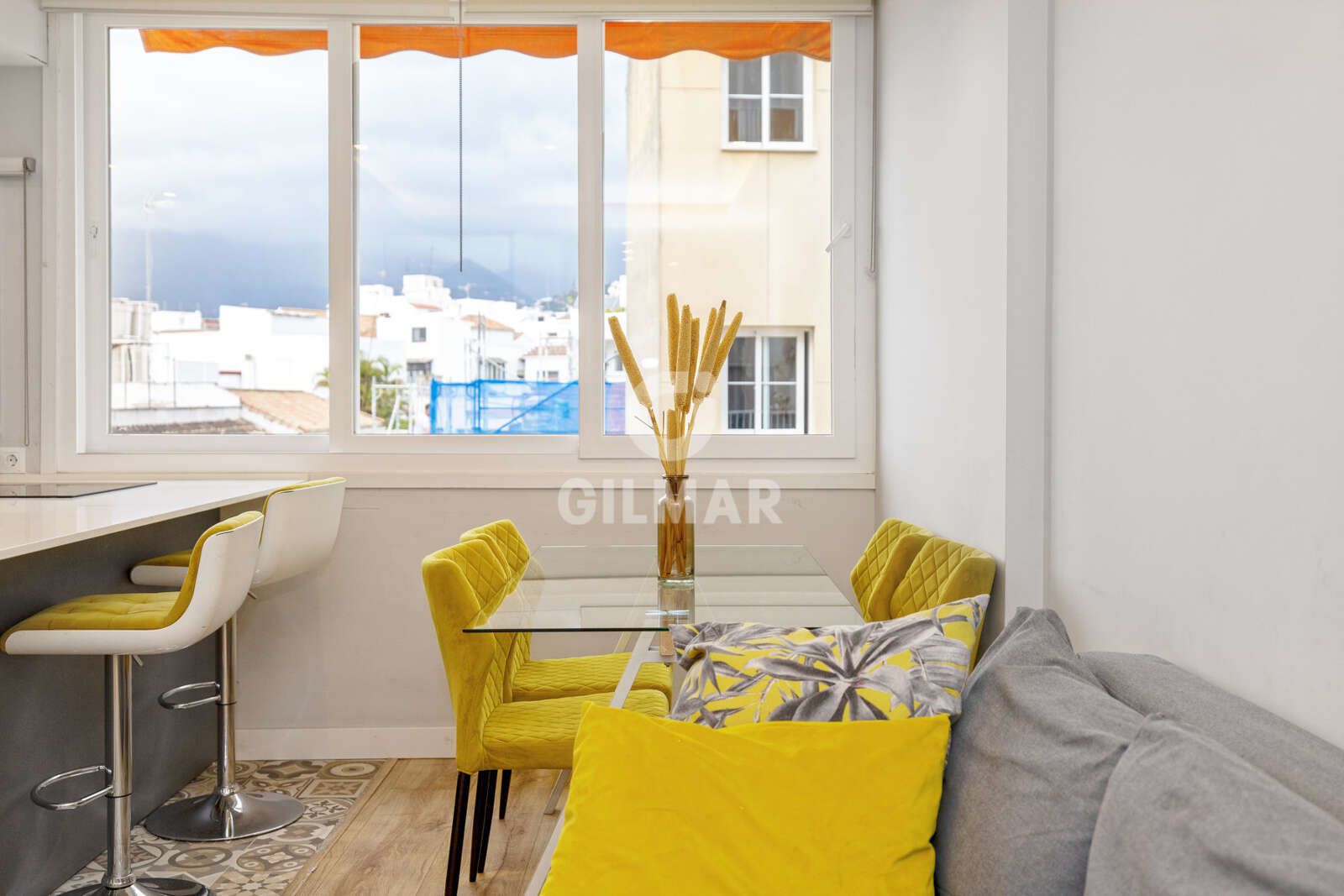 Property slider Gilmar