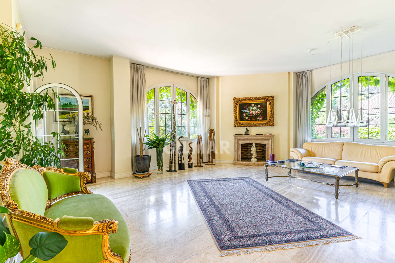 Property slider Gilmar