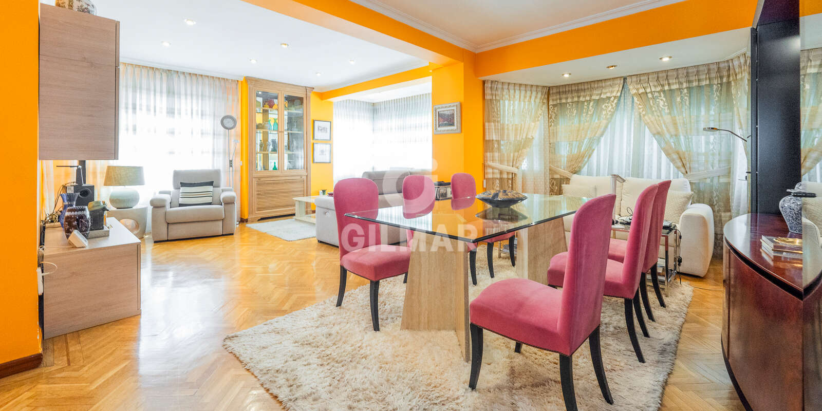 Property slider Gilmar