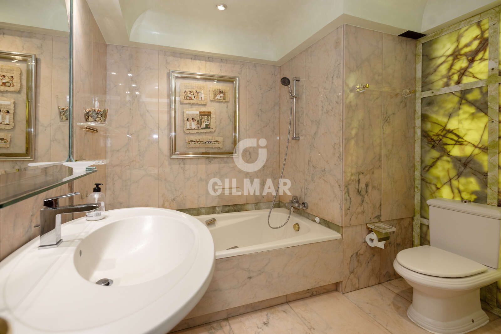 Property slider Gilmar