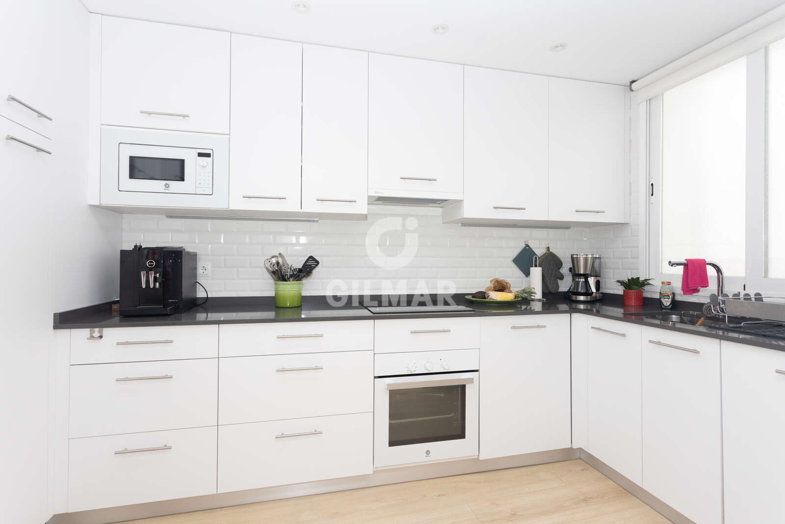 Property slider Gilmar