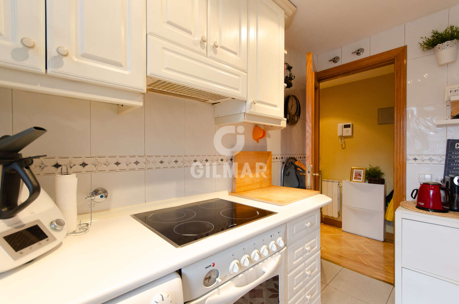Property slider Gilmar