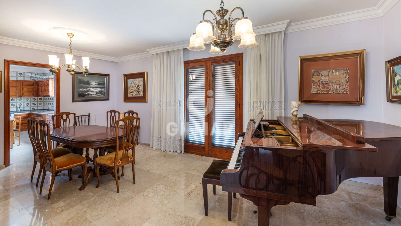 Property slider Gilmar