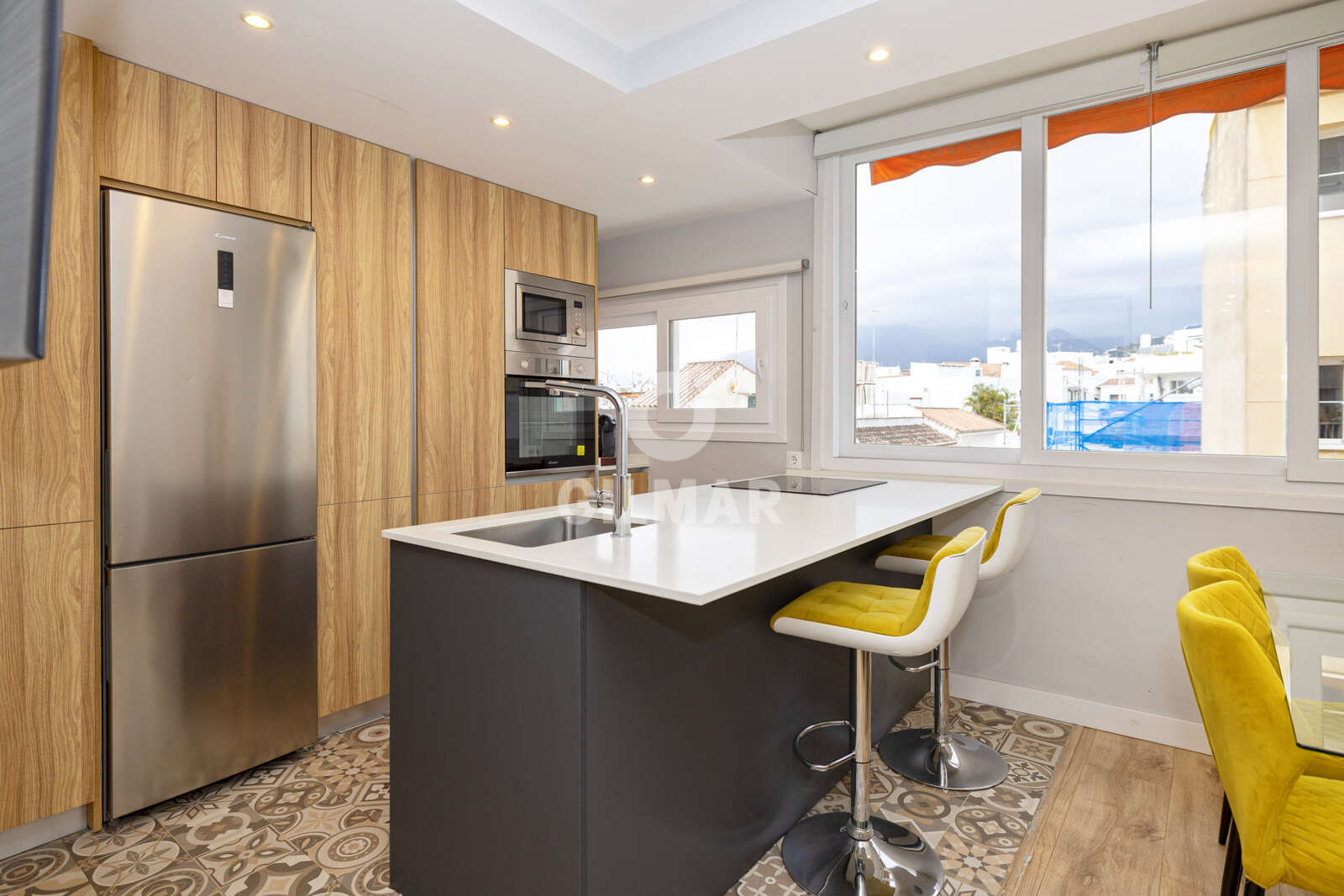 Property slider Gilmar
