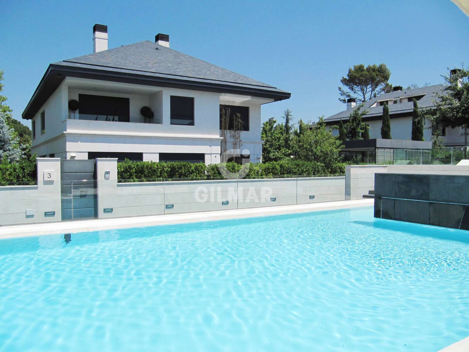 Property slider Gilmar