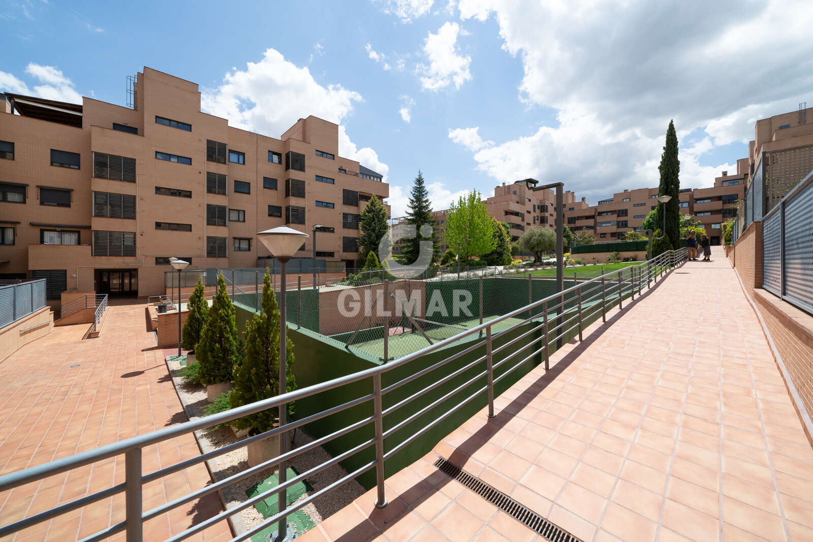 Property slider Gilmar
