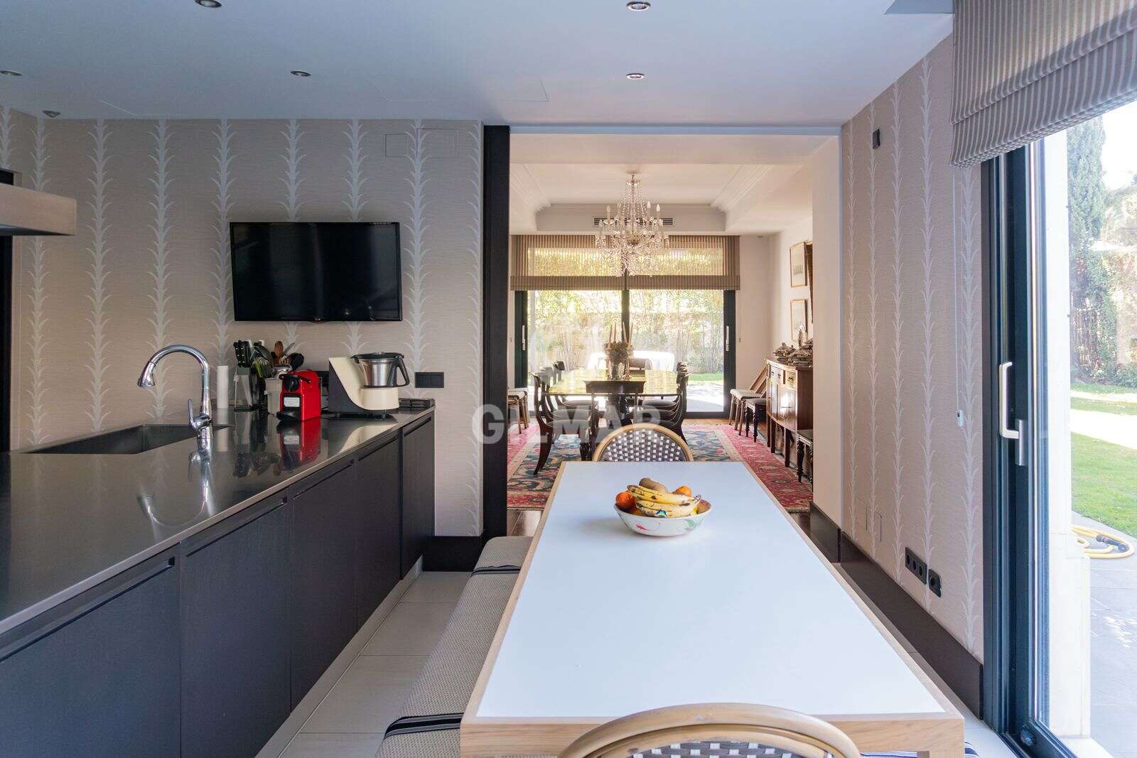 Property slider Gilmar