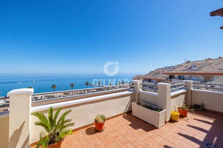 Piso en venta en Benalmádena – Málaga | Gilmar Consulting Inmobiliario