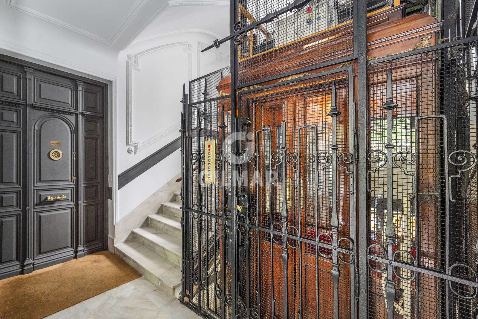 Property slider Gilmar