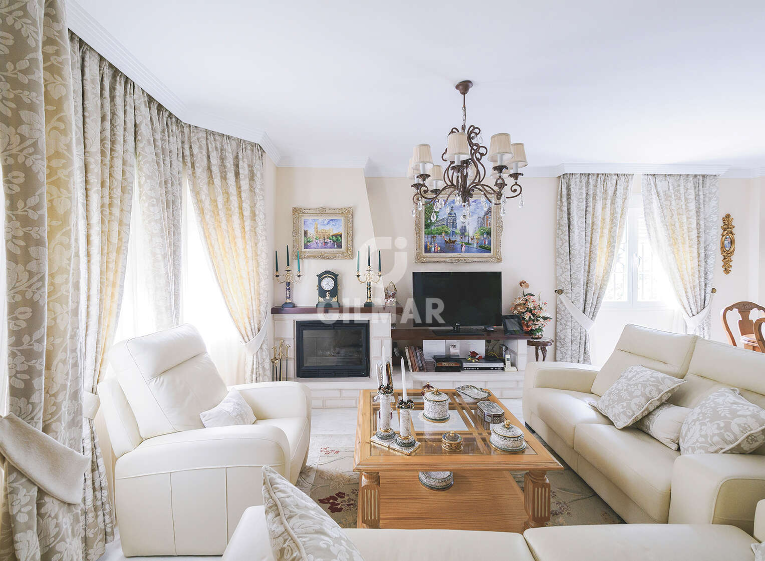 Property slider Gilmar